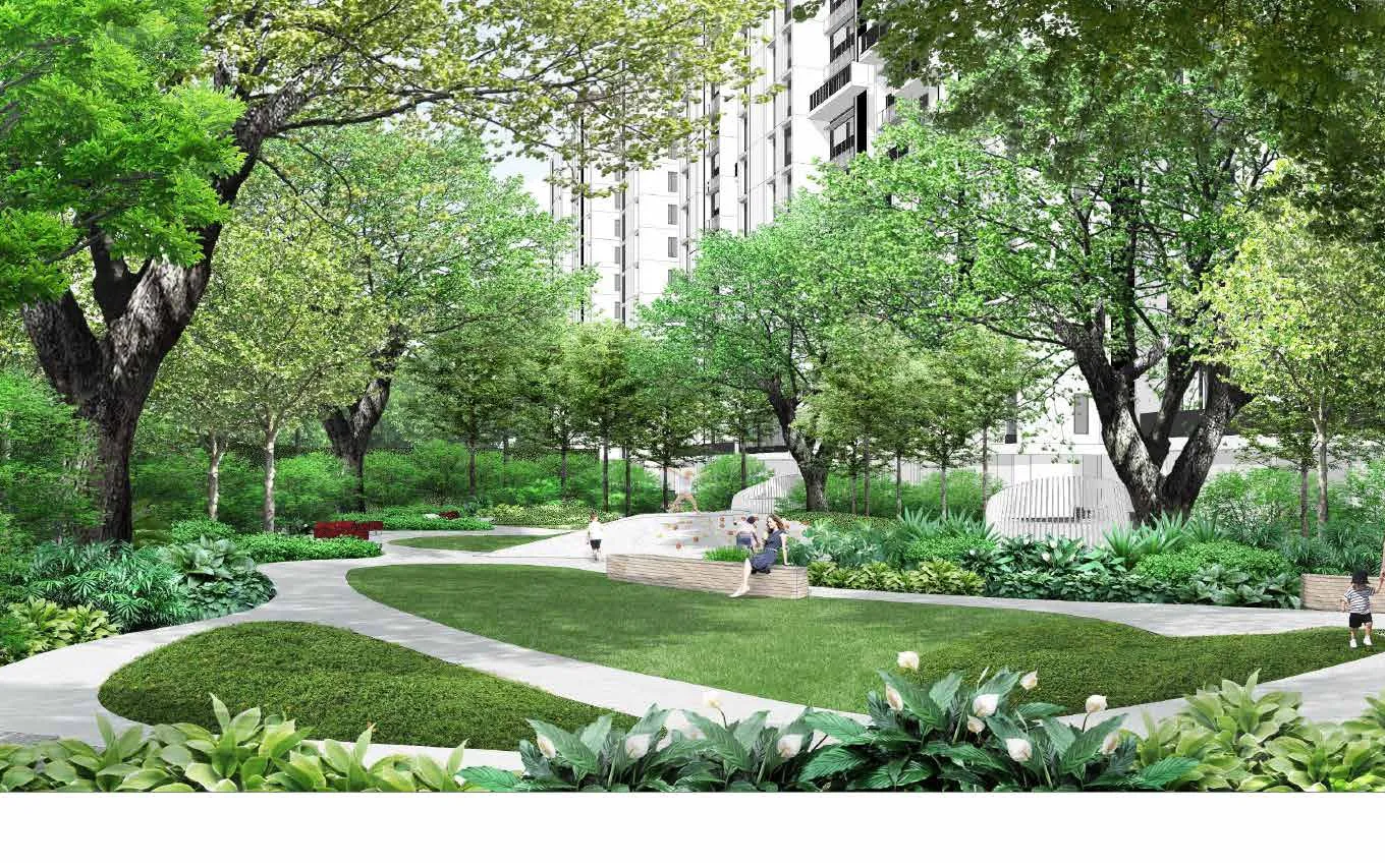 Slope-free play lawn among the trees